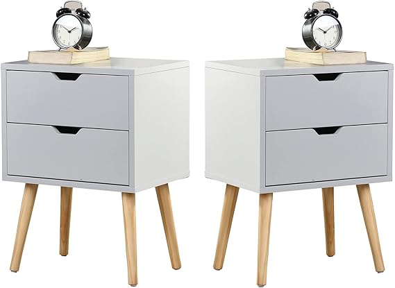 Set of 2 white nightstands